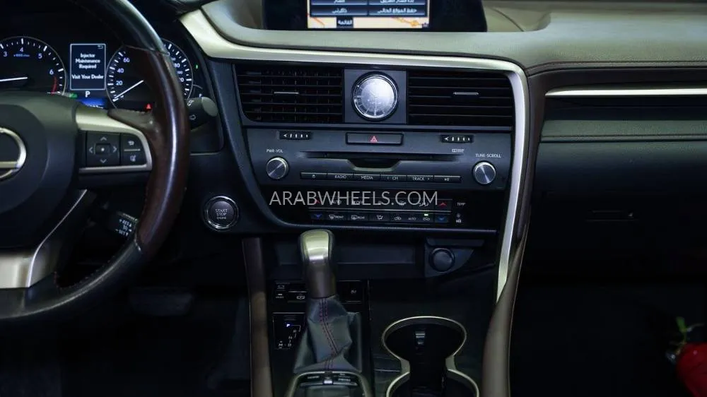 Lexus RX 2018 for Sale in Sharjah Image-8