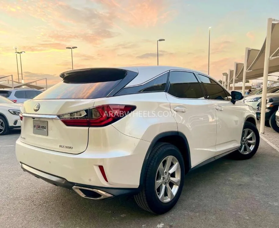 Lexus RX 2018 for Sale in Sharjah Image-3