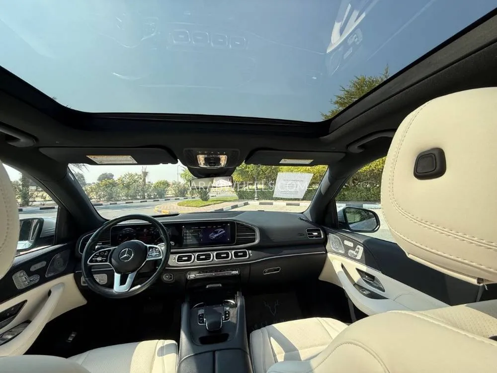 Mercedes Benz GLE Class 2020 for Sale in Dubai Image-4