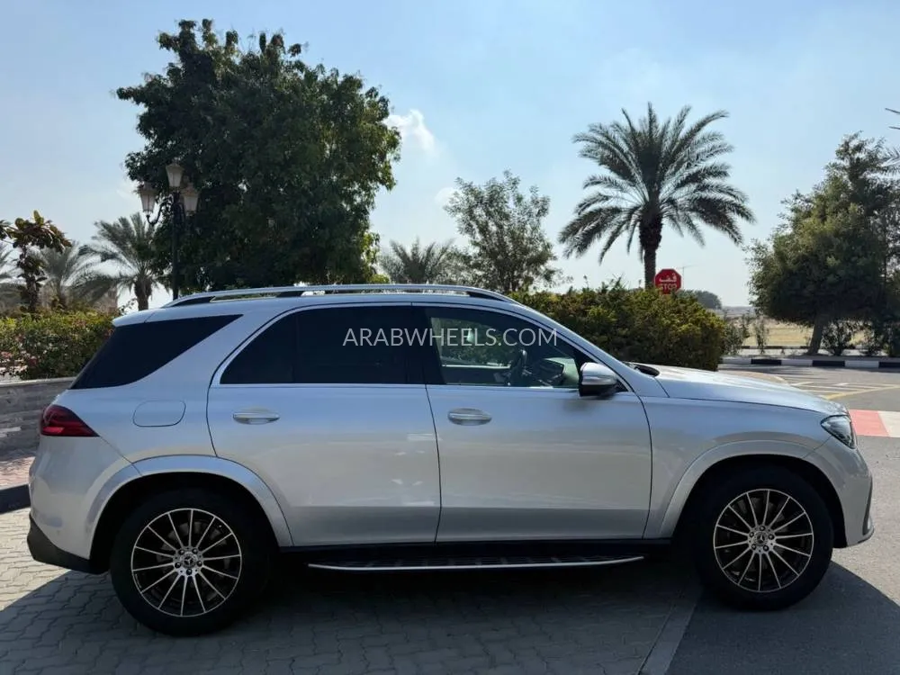 Mercedes Benz GLE Class 2020 for Sale in Dubai Image-12