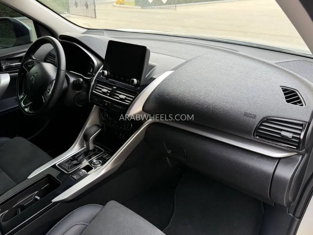 Mitsubishi Eclipse Cross 2024 for Sale in Sharjah Image-17