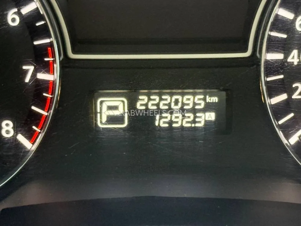 Nissan Altima 2016 for Sale in Sharjah Image-7