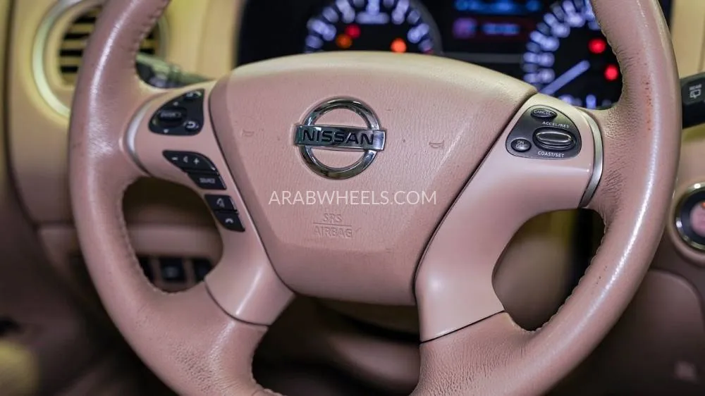 Nissan Pathfinder 2013 for Sale in Sharjah Image-6