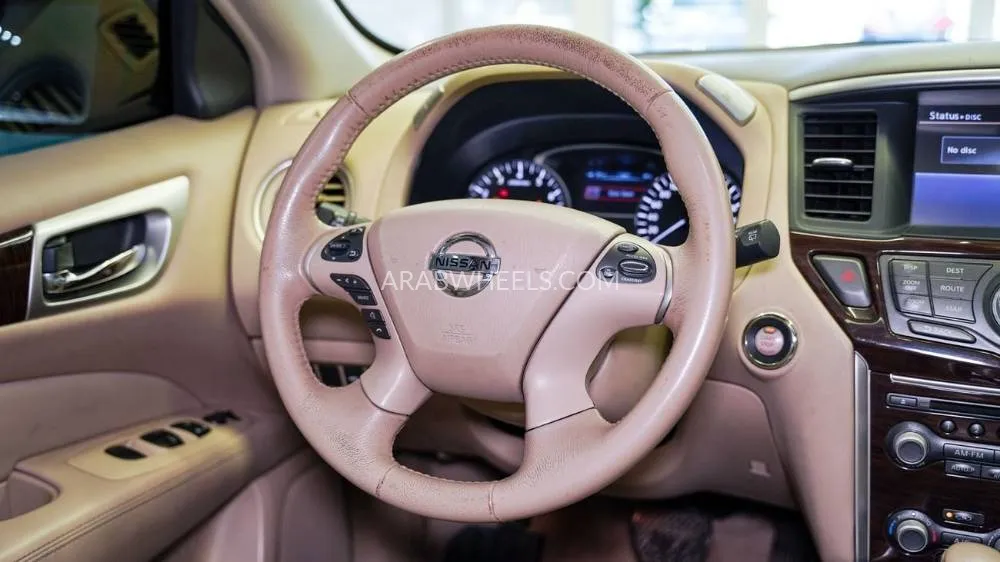 Nissan Pathfinder 2013 for Sale in Sharjah Image-7