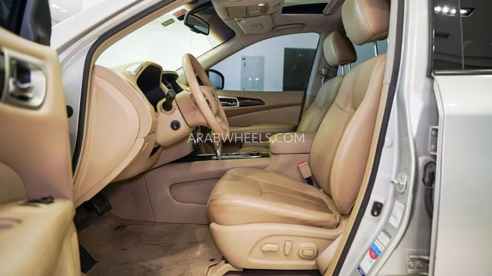Nissan Pathfinder 2013 for Sale in Sharjah Image-13