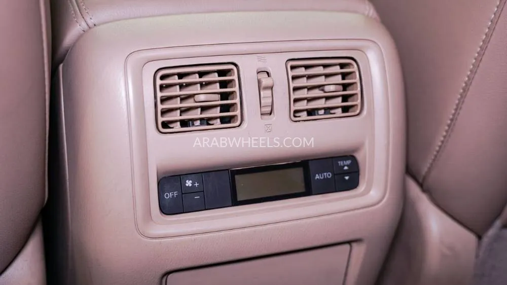 Nissan Pathfinder 2013 for Sale in Sharjah Image-15