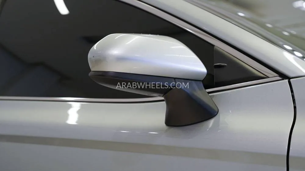 Toyota Camry 2023 for Sale in Sharjah Image-15