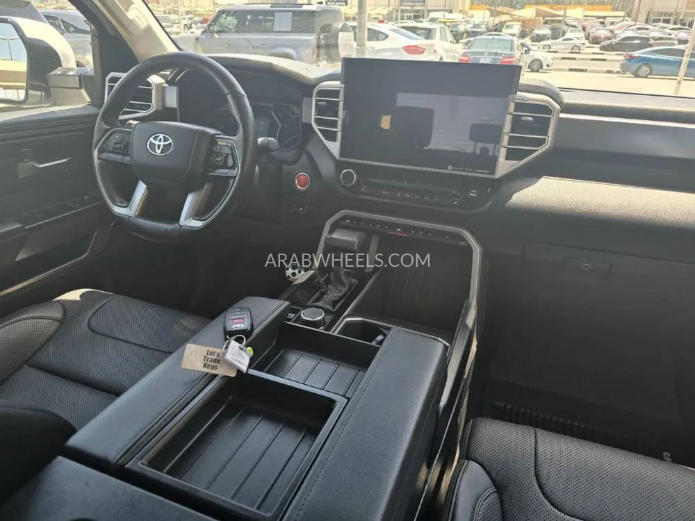 Toyota Tundra 2022 for Sale in Dubai Image-9