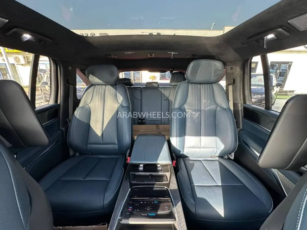 كاديلاك إسكاليد 2025 for Sale in دبي Image-8