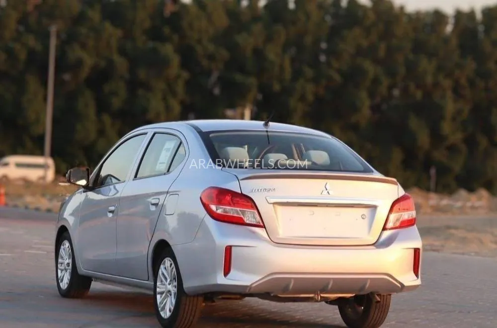 Mitsubishi Attrage 2022 for Sale in Sharjah Image-4