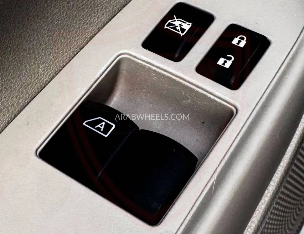 Nissan Sunny 2023 for Sale in Sharjah Image-15