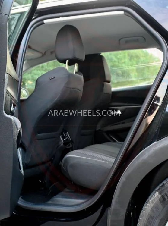 بيجو 3008 2023 for Sale in الشارقة Image-10