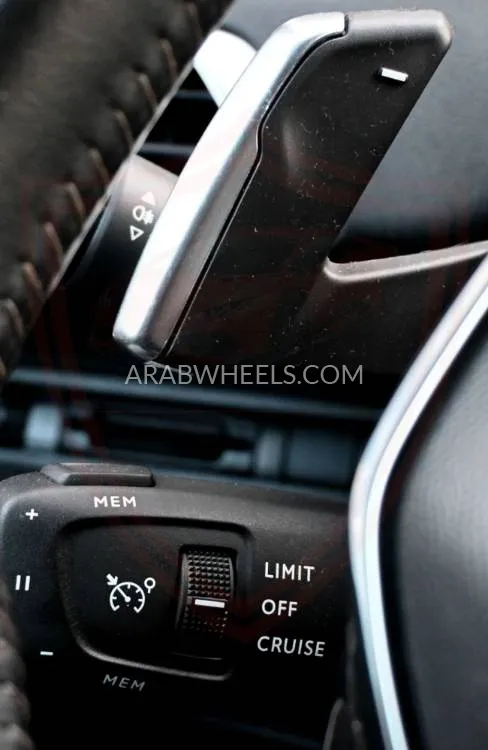 بيجو 3008 2023 for Sale in الشارقة Image-14