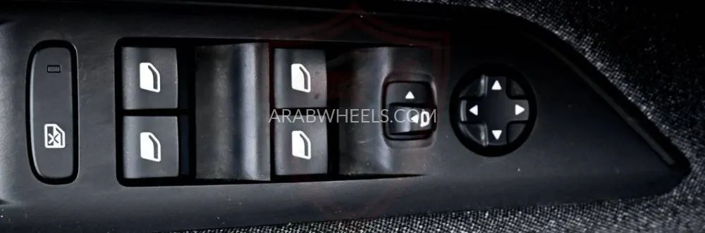 بيجو 3008 2024 for Sale in الشارقة Image-21