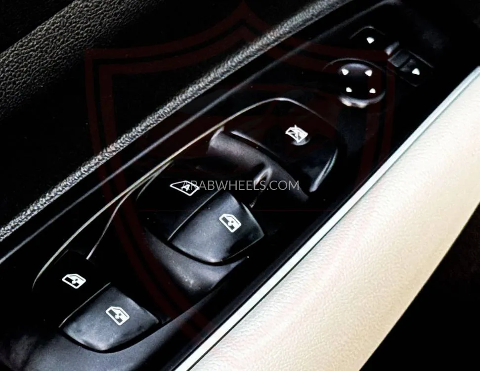 رينو كوليوس 2021 for Sale in الشارقة Image-17