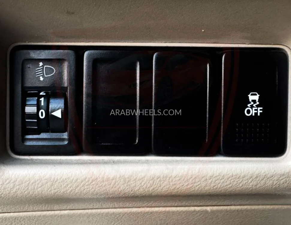 Suzuki Ciaz 2024 for Sale in Sharjah Image-15