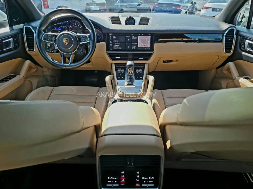Porsche Cayenne 2018 for Sale in Dubai Image-13