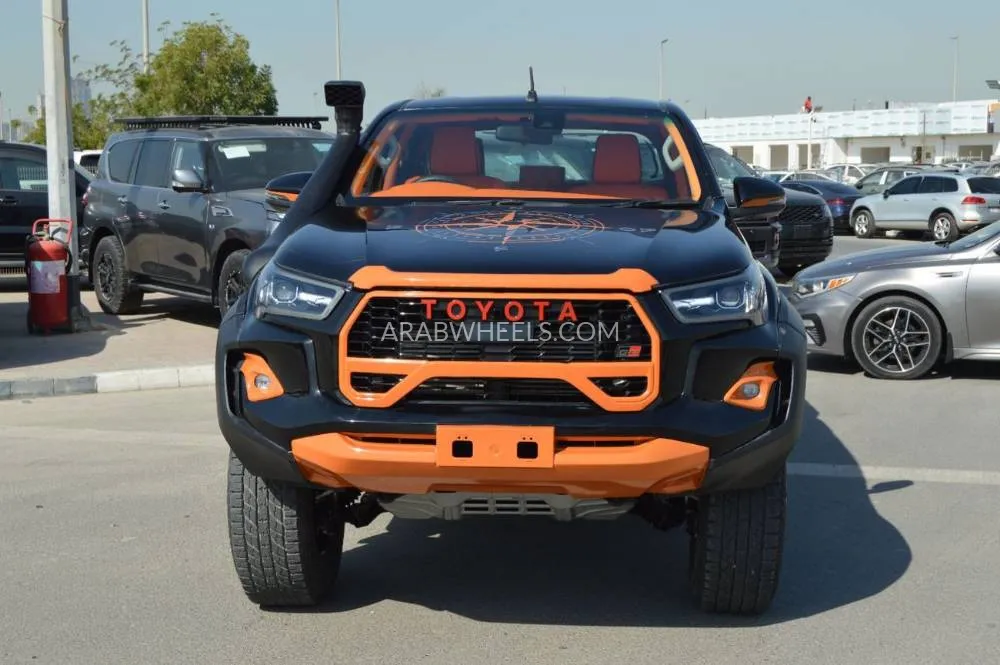 Toyota Hilux 2025 for Sale in Dubai Image-3