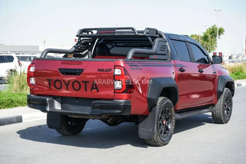 Toyota Hilux 2022 for Sale in Dubai Image-3