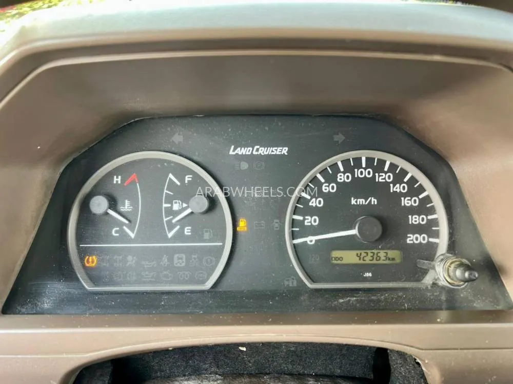 Toyota Land Cruiser 70 Series 2020 for Sale in Dubai Image-9