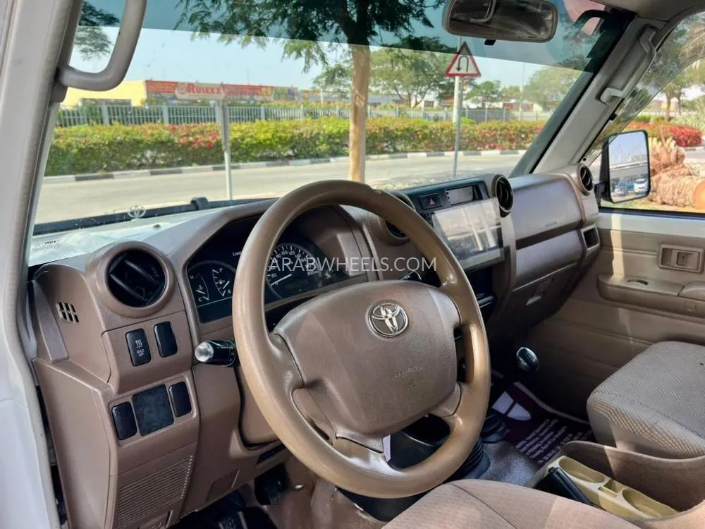 Toyota Land Cruiser 70 Series 2020 for Sale in Dubai Image-11