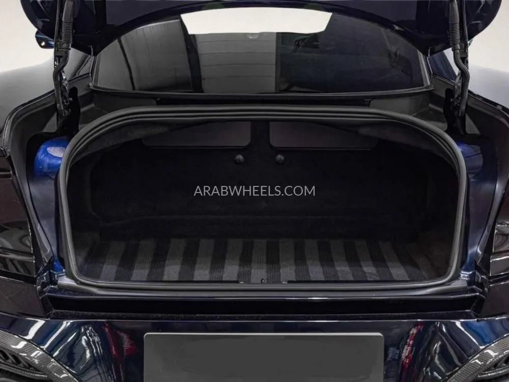 Aston Martin Vantage 2025 for Sale in Dubai Image-19
