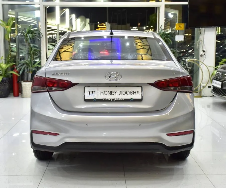 Hyundai Accent 2020 for Sale in Dubai Image-5