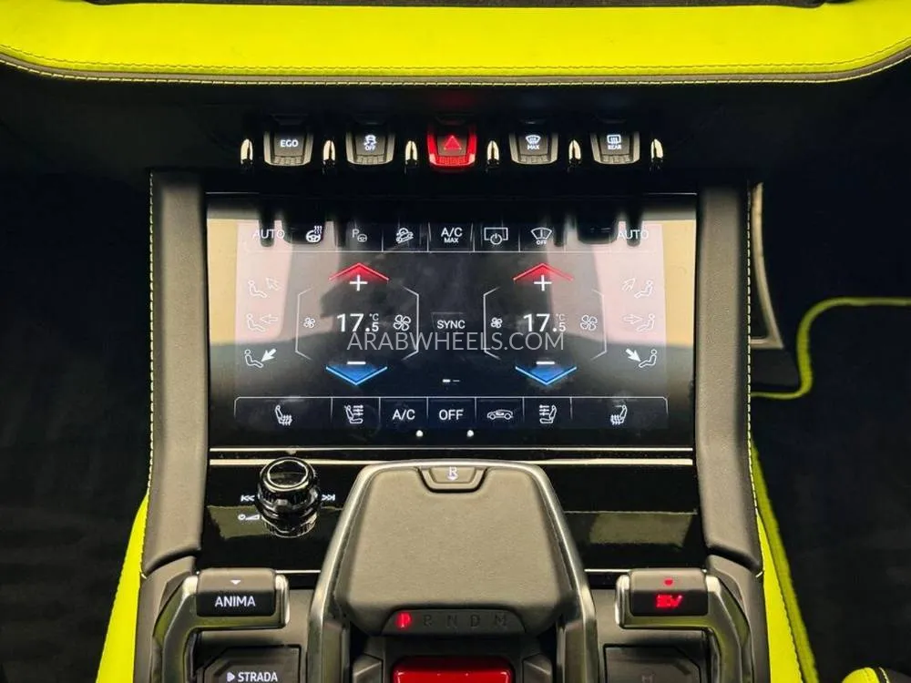 Lamborghini Urus 2025 for Sale in Dubai Image-7