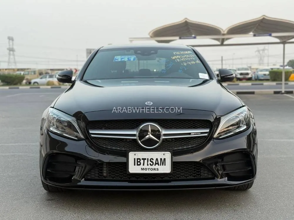 مرسيدس بنز كلاس C 2019 for Sale in دبي Image-2