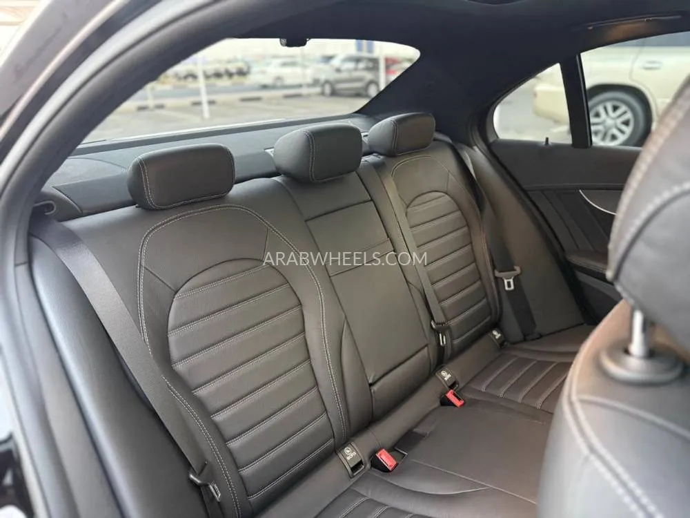 مرسيدس بنز كلاس C 2019 for Sale in دبي Image-10