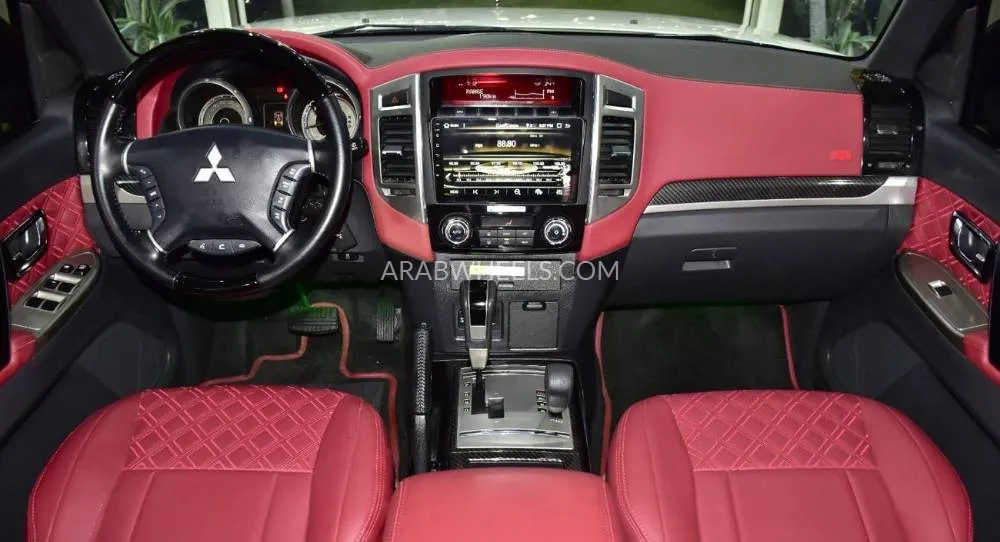 ميتسوبيشي باجيرو سبورت 2020 for Sale in دبي Image-11