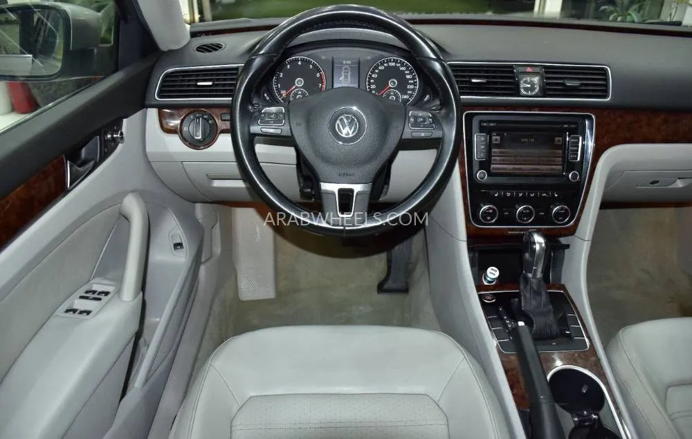 Volkswagen Passat 2013 for Sale in Dubai Image-12