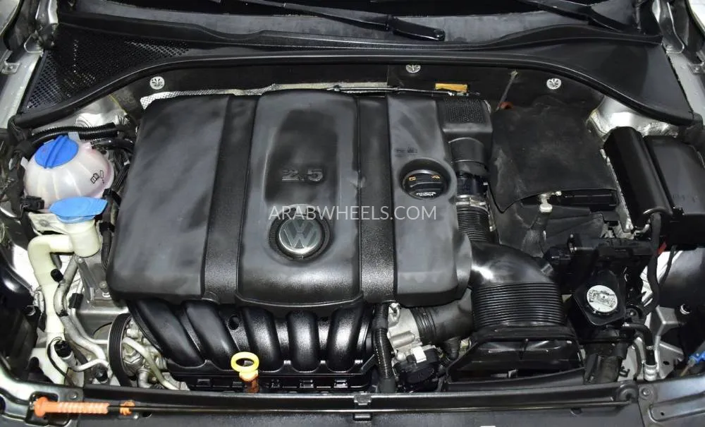 Volkswagen Passat 2013 for Sale in Dubai Image-17