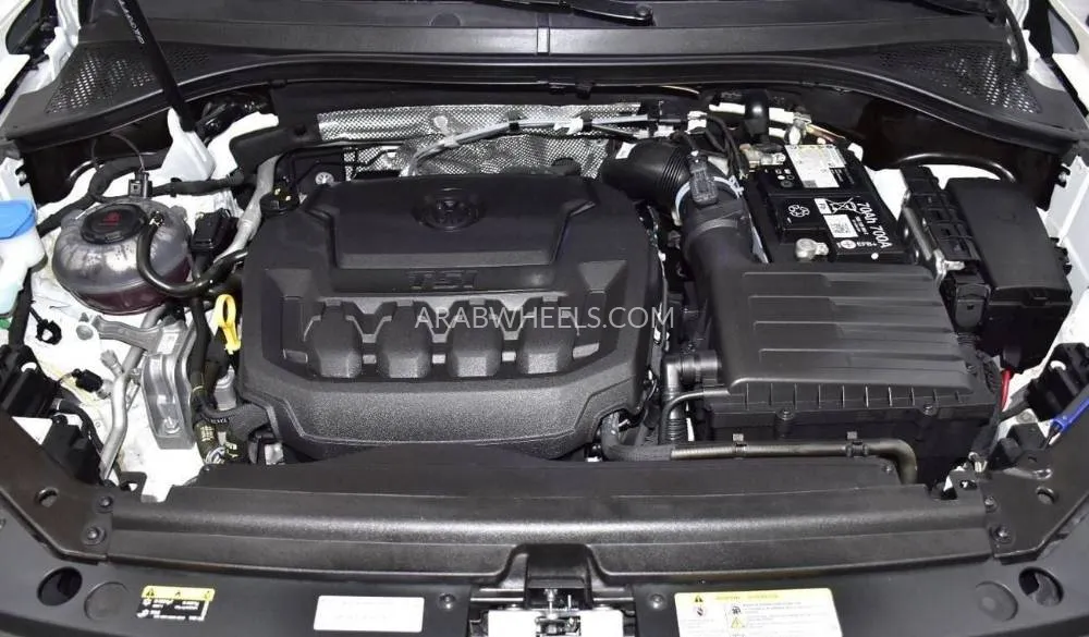 Volkswagen Tiguan 2024 for Sale in Dubai Image-16