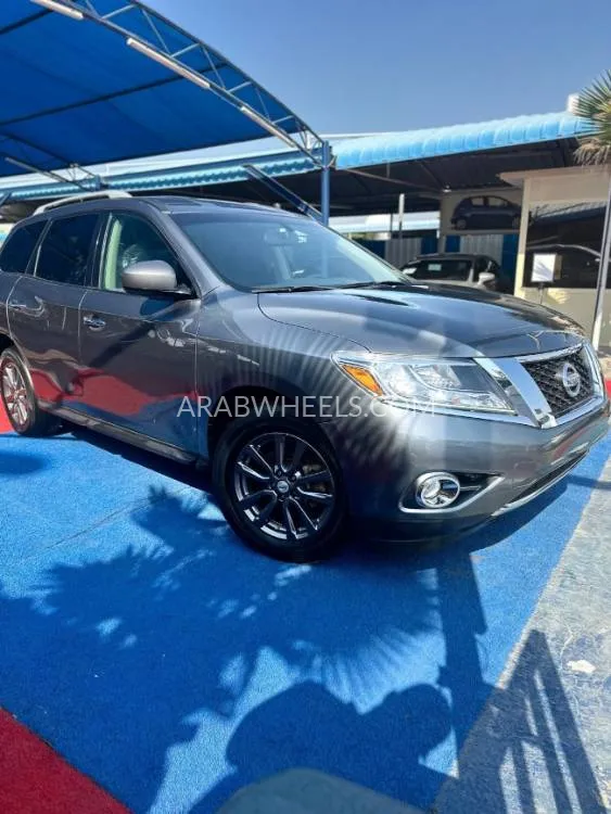Nissan Pathfinder 2016 for Sale in Ajman Image-10