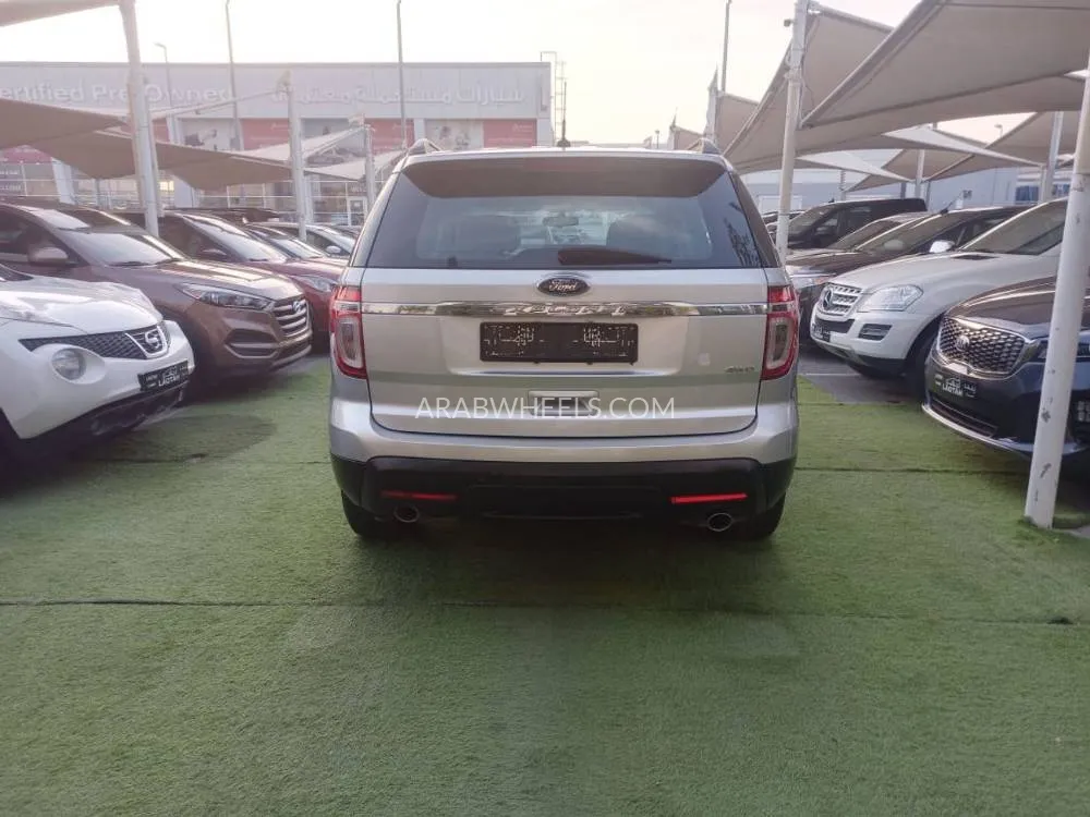 Ford Explorer 2014 for Sale in Sharjah Image-2