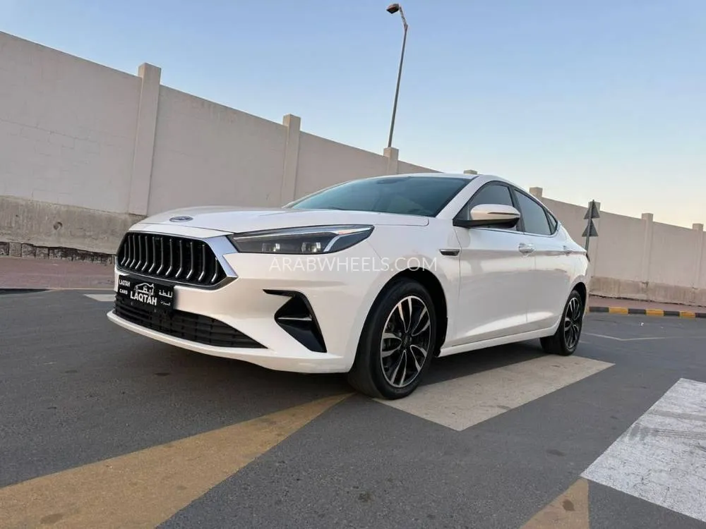 JAC J7 2023 for Sale in Sharjah Image-5