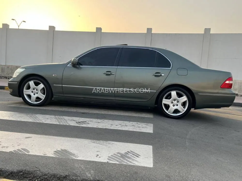 Lexus LS 2005 for Sale in Sharjah Image-7