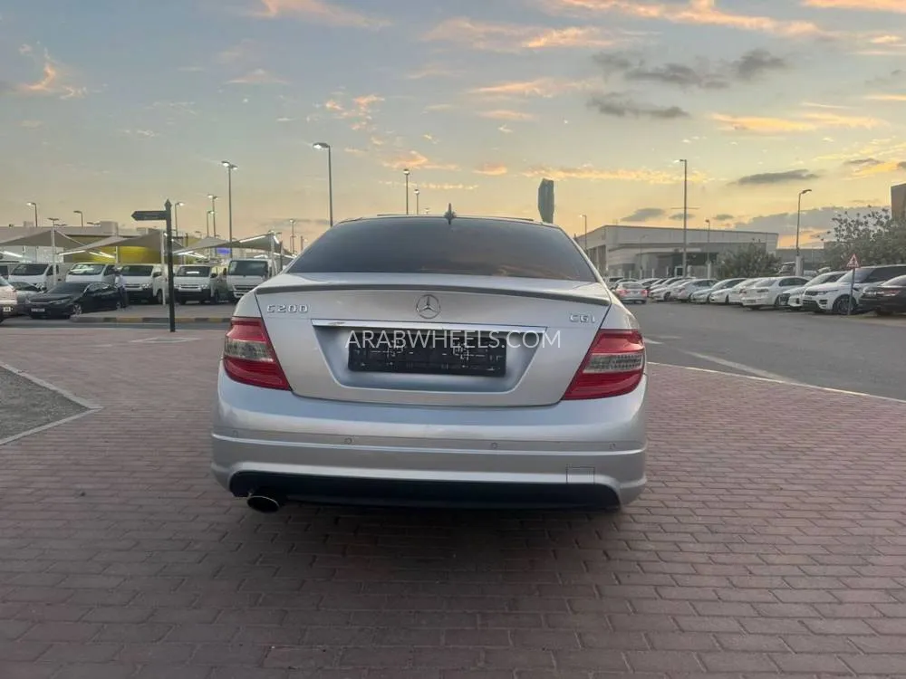 Mercedes Benz C Class 2010 for Sale in Sharjah Image-2