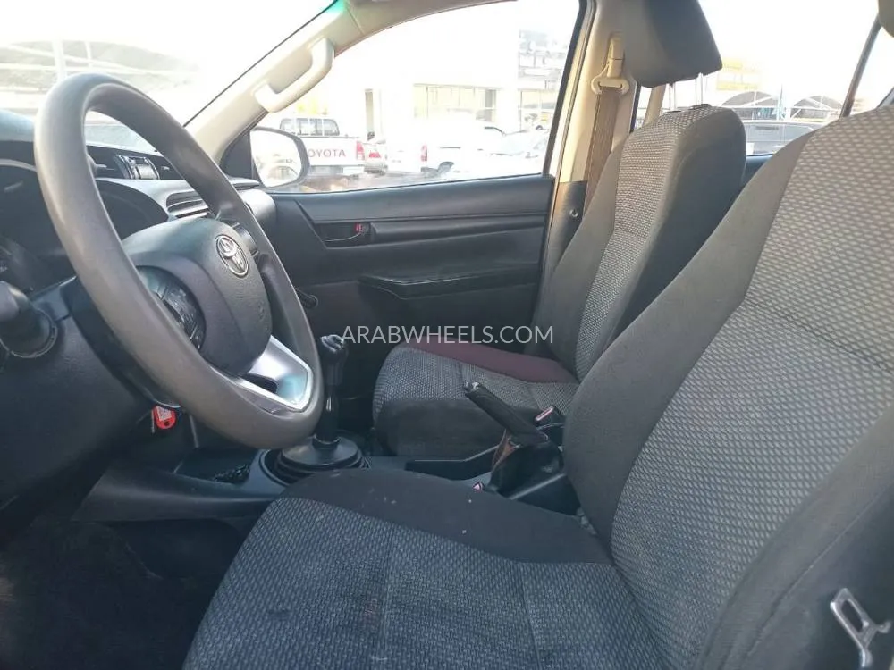 تويوتا هايلوكس 2020 for Sale in عجمان Image-6