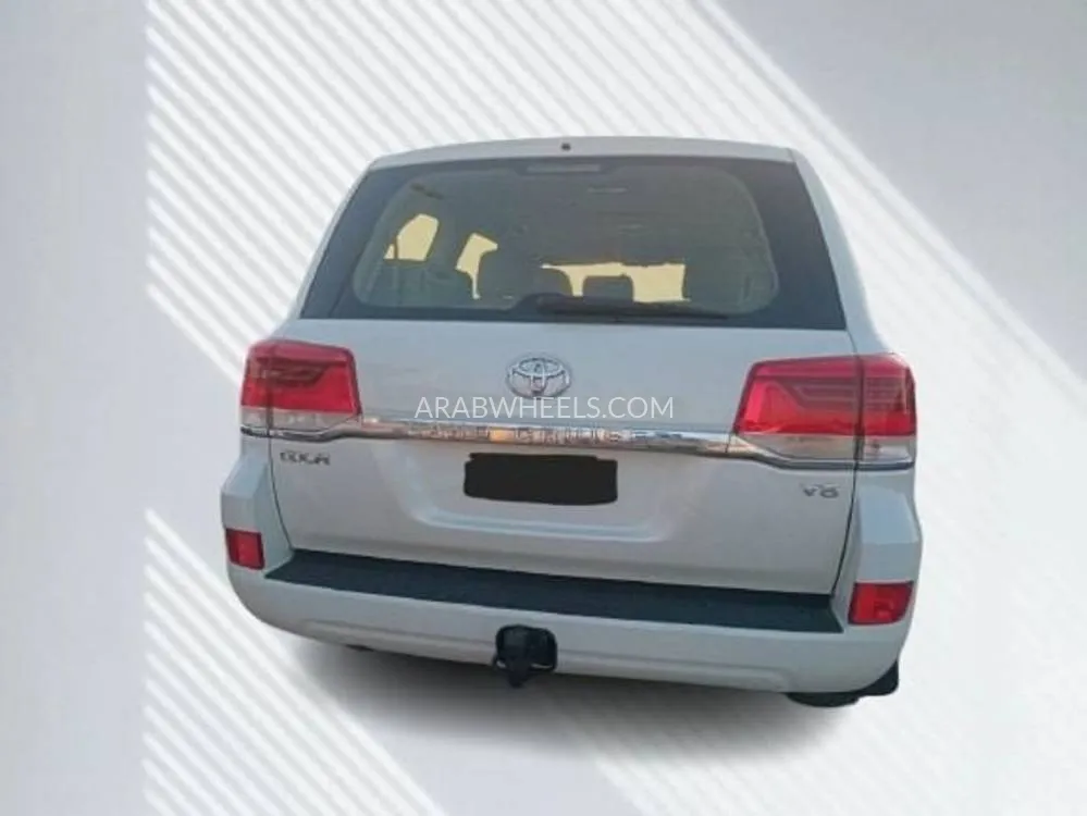 Toyota Land Cruiser 2018 for Sale in Ajman Image-13