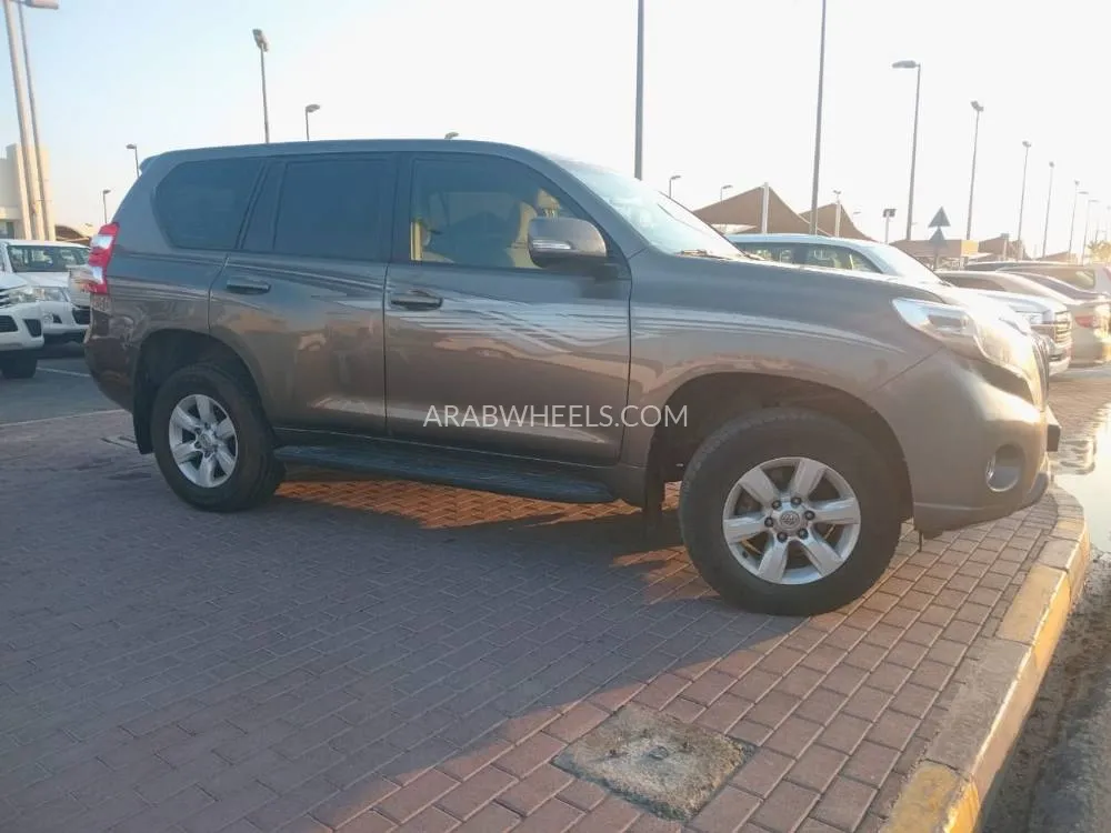 Toyota Land Cruiser Prado 2015 for Sale in Ajman Image-4