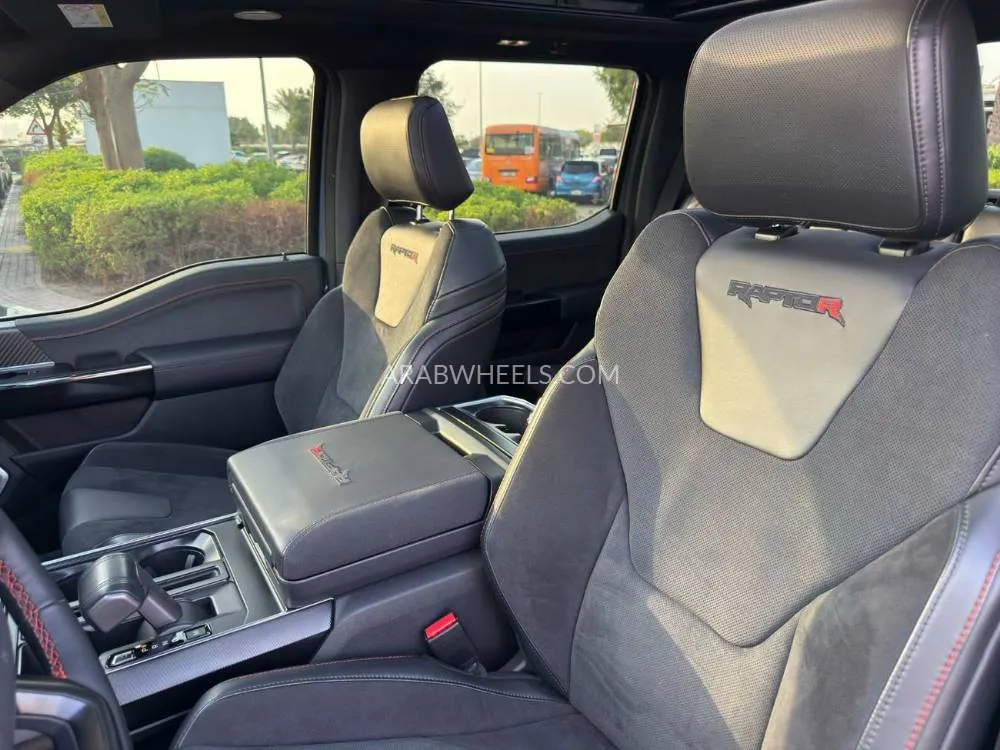 Ford F 150 2023 for Sale in Dubai Image-6