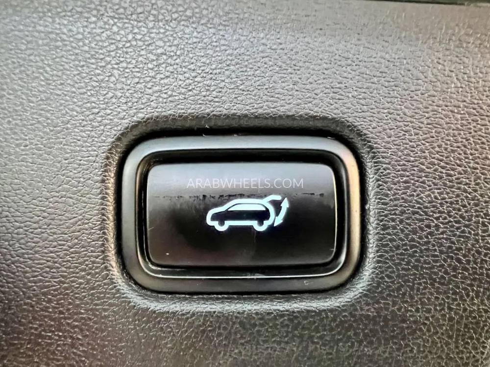 Hyundai Tucson 2022 for Sale in Ajman Image-12