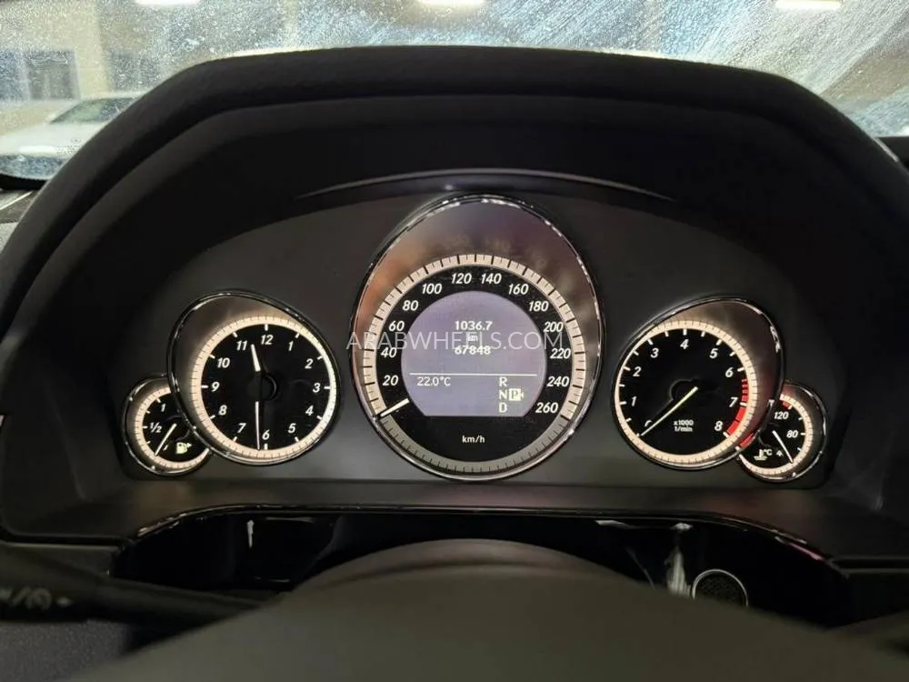 Mercedes Benz E Class 2010 for Sale in Dubai Image-13