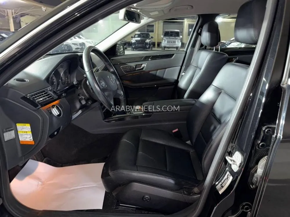 Mercedes Benz E Class 2010 for Sale in Dubai Image-16