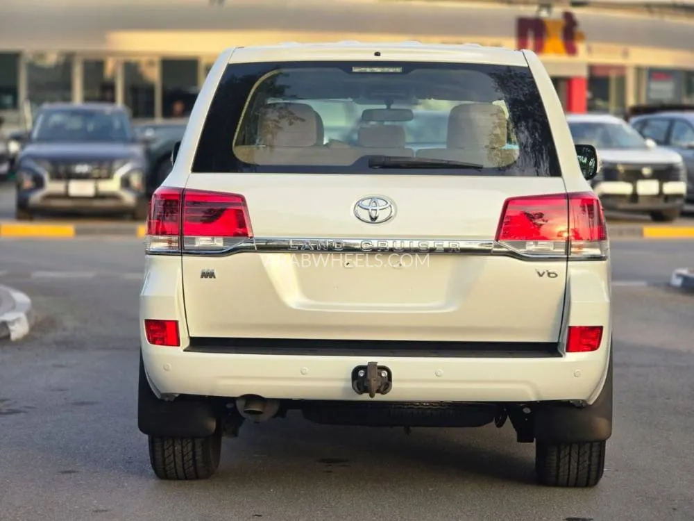 Toyota Land Cruiser 2021 for Sale in Dubai Image-13