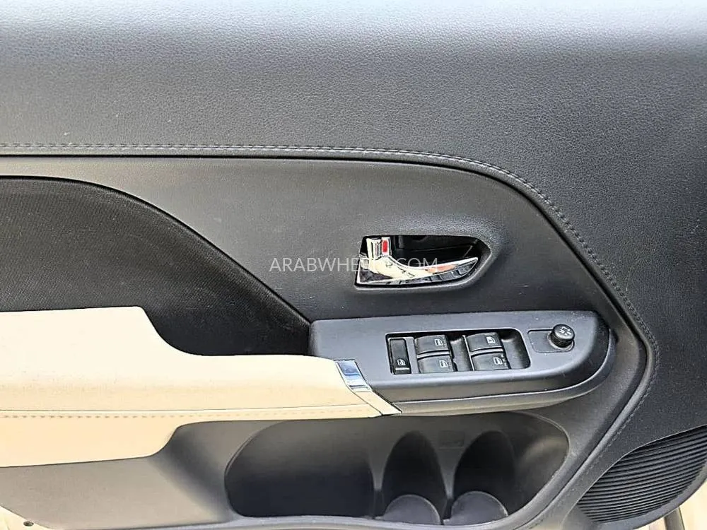 Toyota Rush 2023 for Sale in Dubai Image-21