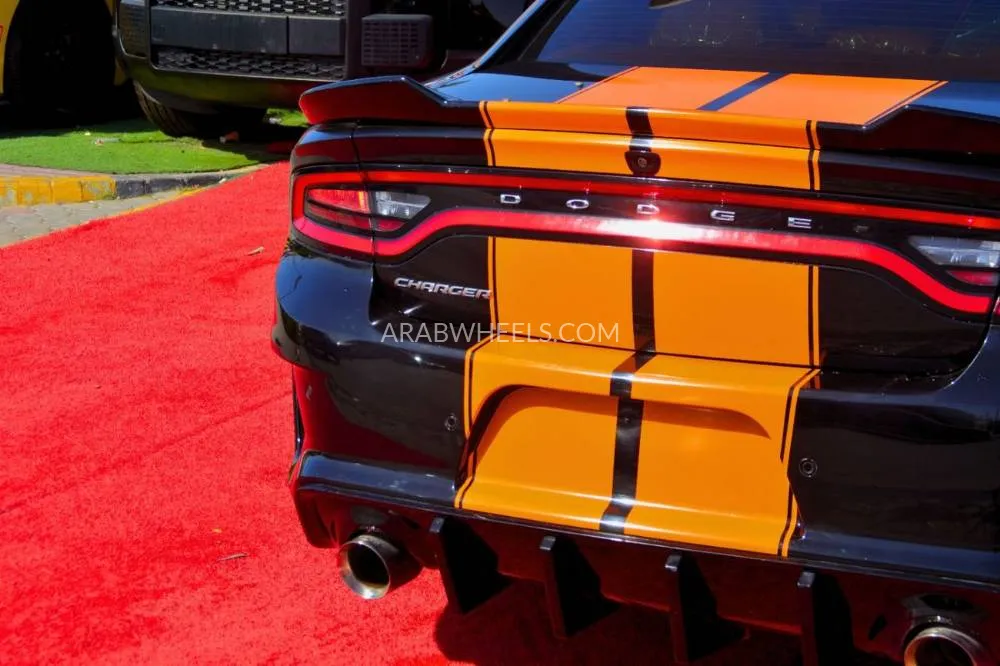 Dodge Charger 2022 for Sale in Sharjah Image-10