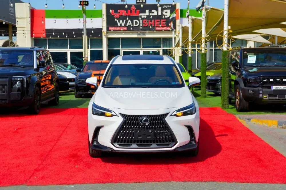 لكزس NX 2024 for Sale in الشارقة Image-2